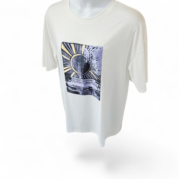 ROMwe graphic logo multi- color t-Shirt (Oversized) NWT Large - Picture 7 of 14